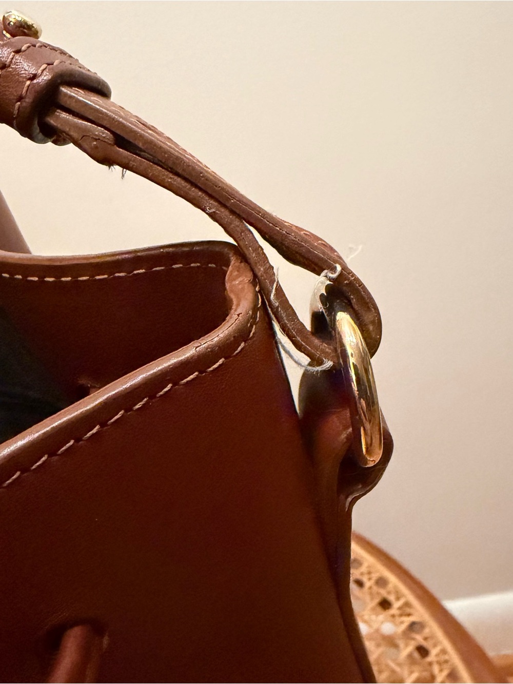 Sézane Farrow Bucket Bag - Picture 4 of 9